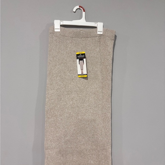 Remi Bader Beige Knit Pencil Skirt - Picture 5 of 5